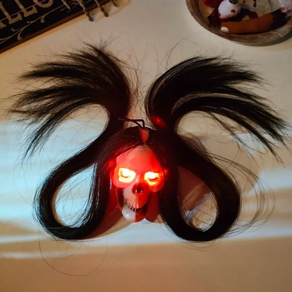 Fantôme aux cheveux longs — Décoration à suspendre, 50 cm