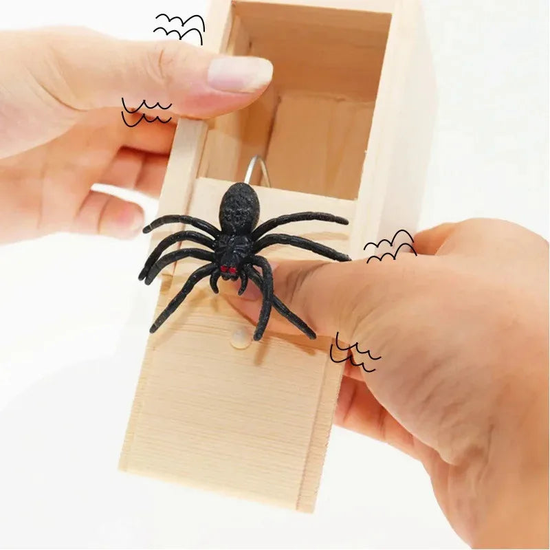 Boîte Maudite — Araignée surprise